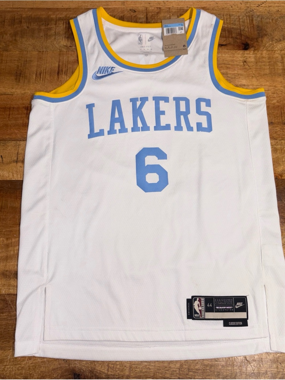 Los Angeles Lakers Lebron James Men's Nike Jersey Size M 44 White #6 Six